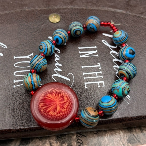 Vintage Handcrafted Turquoise Malachite Red Floral Glass Stretchy Bracelet - Picture 1 of 10